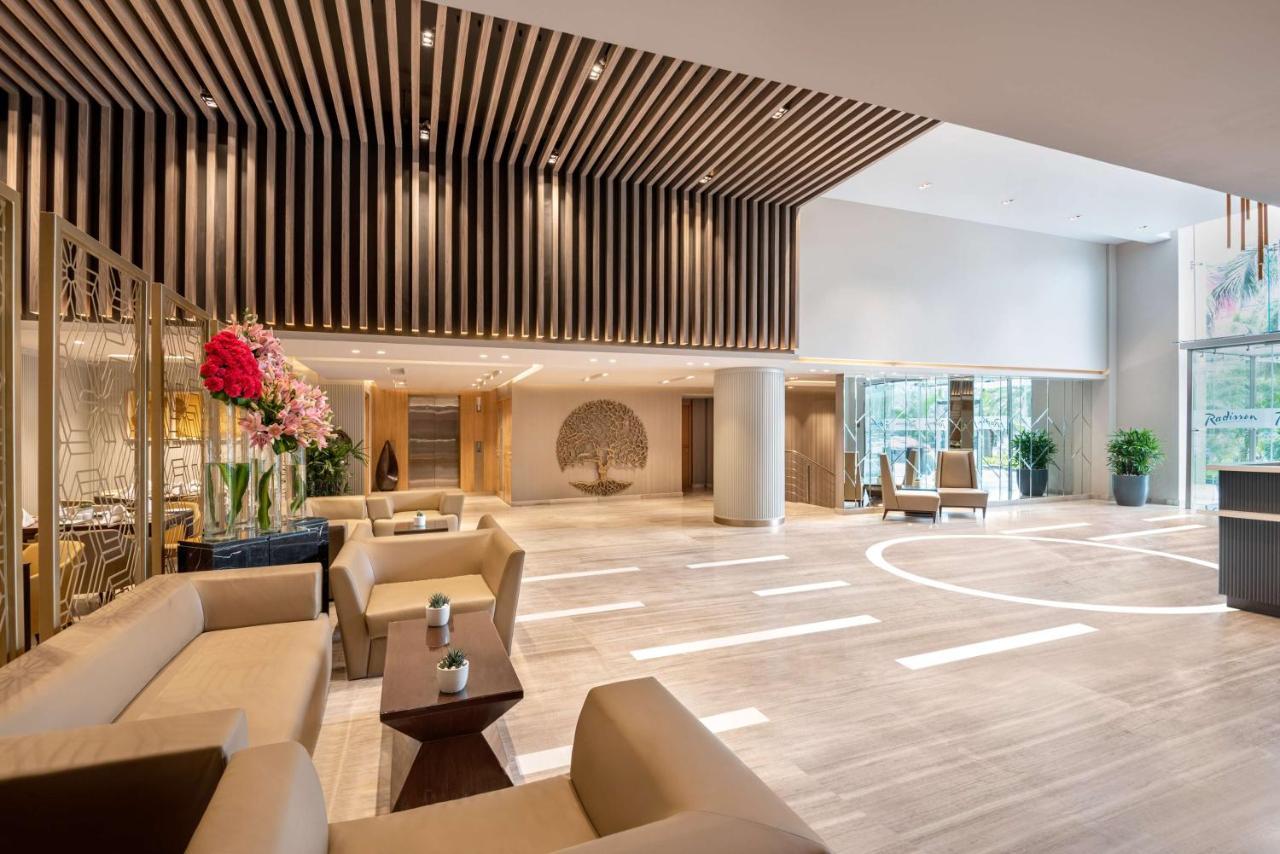 Radisson Hotel Sector 29 Gurugram Gurgaon Buitenkant foto